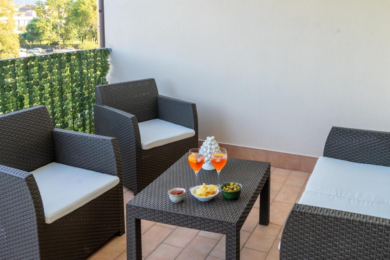 Il Borgo Appartamenti Olbia Exterior photo